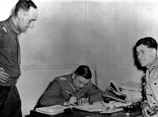 34 Powerful Images of the Heroic French Resistance Against the Nazis